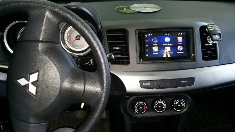 Mitsubishi Lancer.jpg
